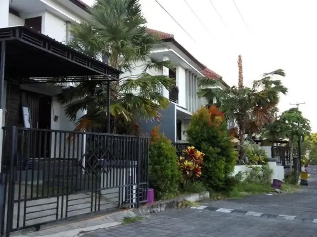 RUMAH DENGAN ONE GATE SYSTEM DI TAMAN GRIYA JIMBARAN BADUNG - Image 2 of 9