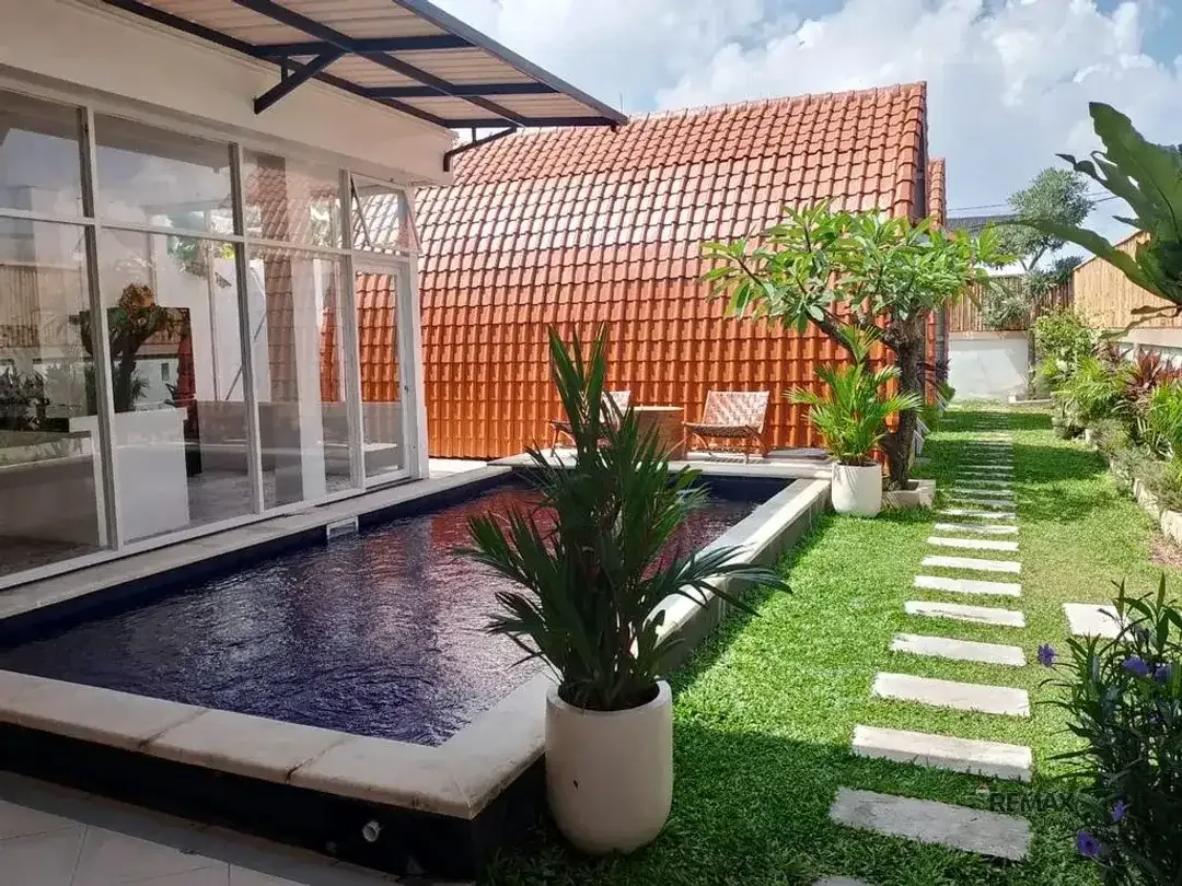 Villa Eksklusif 4 Kamar Tidur dengan Private Pool Disewakan di Munggu - Image 2 of 5