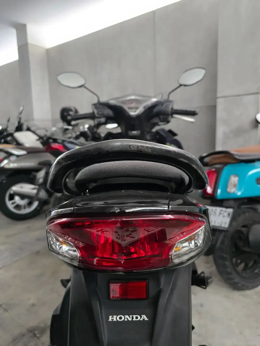 HONDA VARIO 110 TAHUN 2014 - BEKAS OK - Image 3 of 8