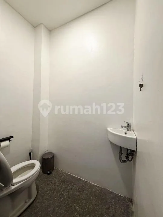 3 Bedroom Villa With Private Pool & Rooftop - Padonan, Canggu - Image 3 of 4