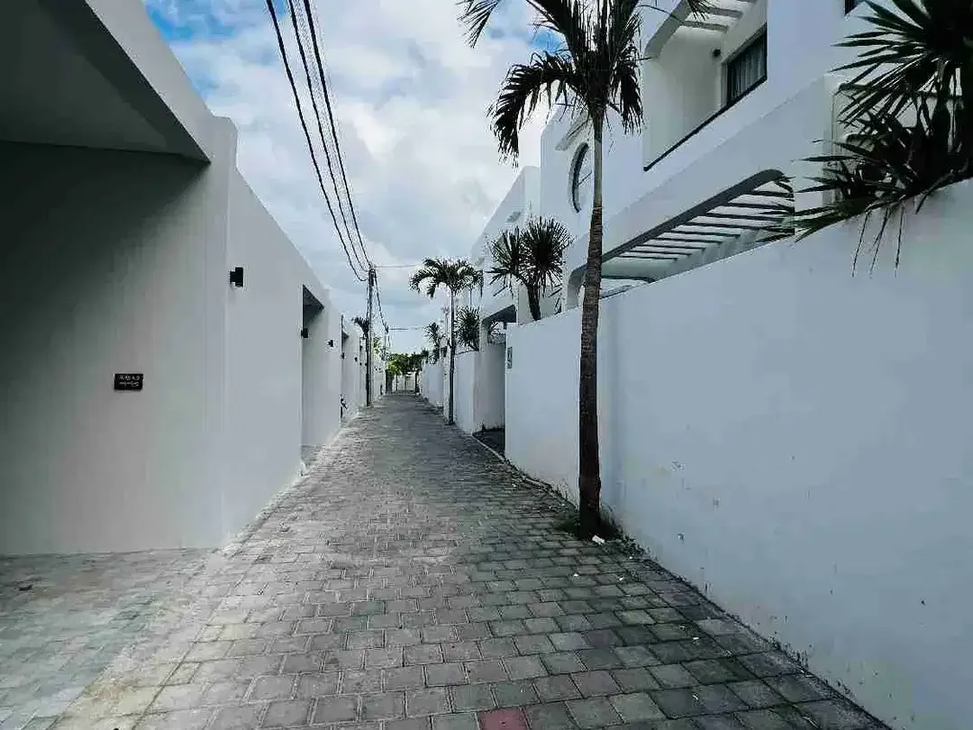 Villa tegal cupek kerobokan - Image 1 of 10