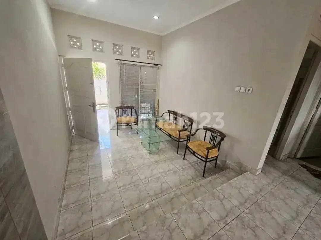 DISEWAKAN RUMAH SIAP HUNI – IMAM BONJOL, DENPASAR - Image 3 of 10