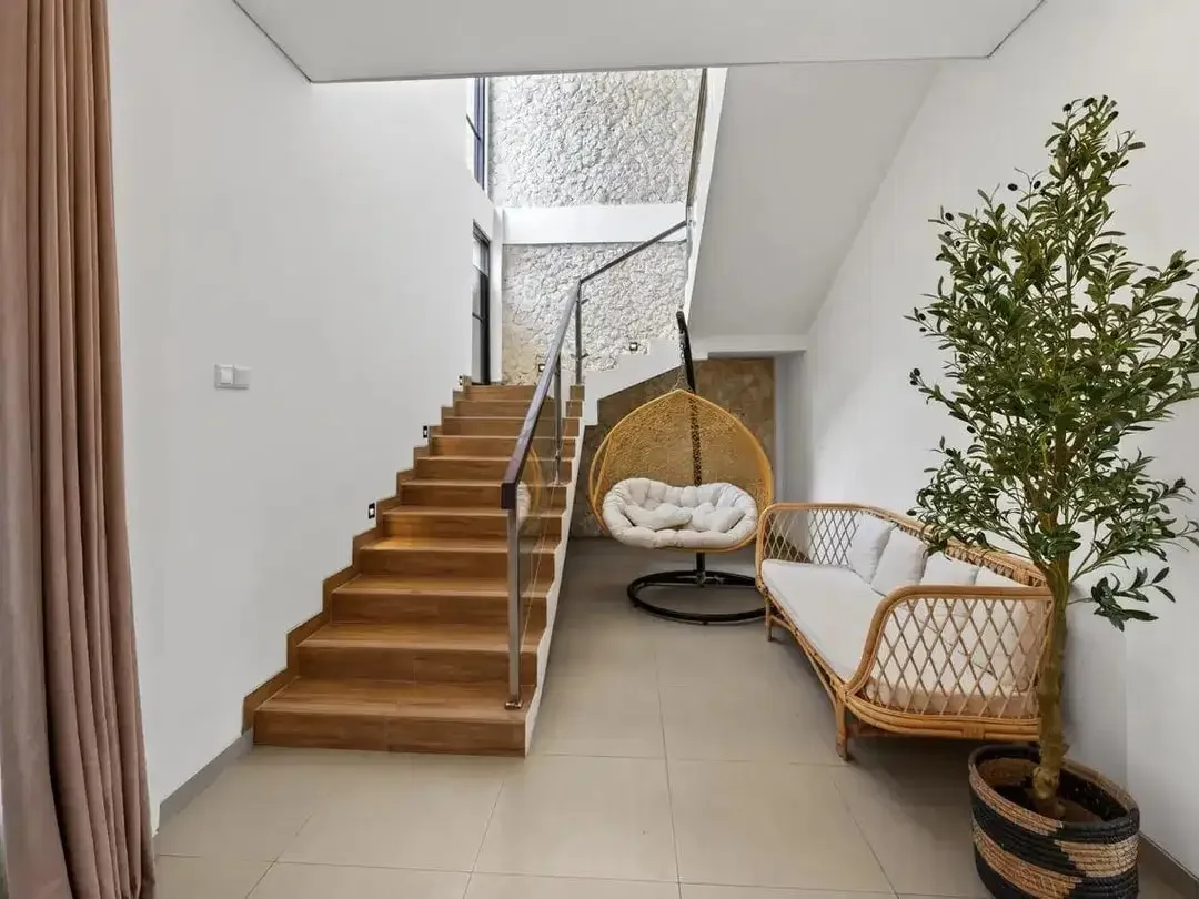 MODERN LUXURY LIVING VILLA IN MUDING KEROBOKAN - Image 4 of 10