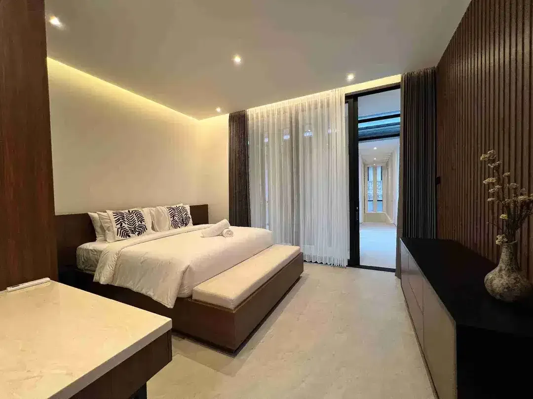 Vila Mewah Baru 2 Unit Dekat Pantai Berawa Canggu - Image 10 of 10