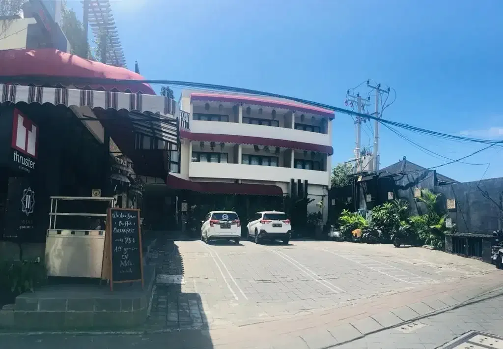 FOR SALE HOTEL BEST INVESTMENT LOCATION PREMIUM PANTAI KUTA - Image 5 of 10