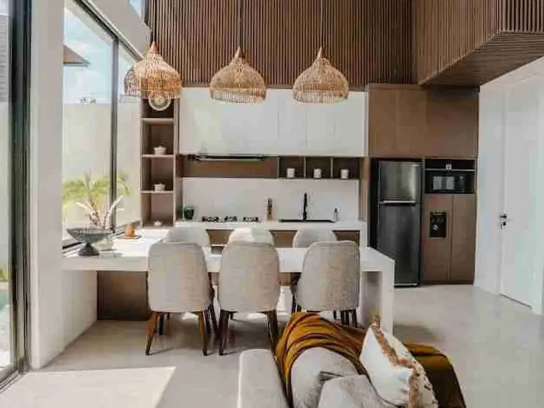 3 BEDROOMS LUXURY VILLA IN PERERENAN/ YUNI - Image 2 of 10