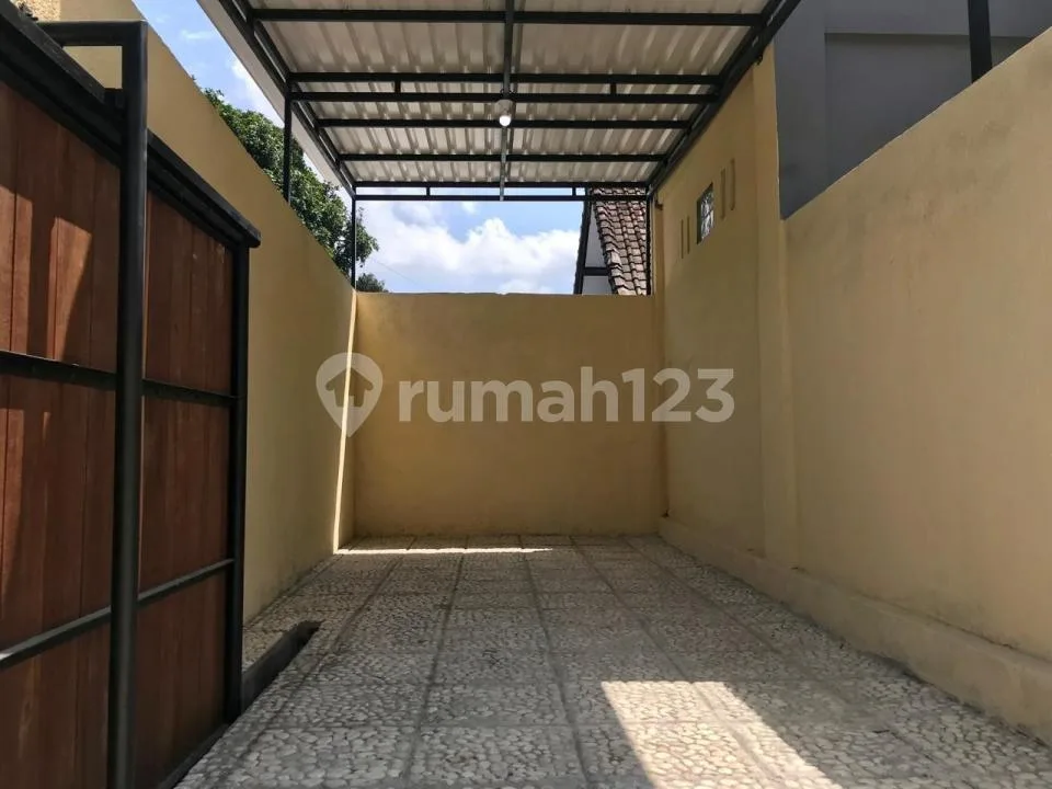 Disewakan Rumah Unfurnished 2 Kamar Tidur Lokasi di Abianbase Badung - Image 2 of 4