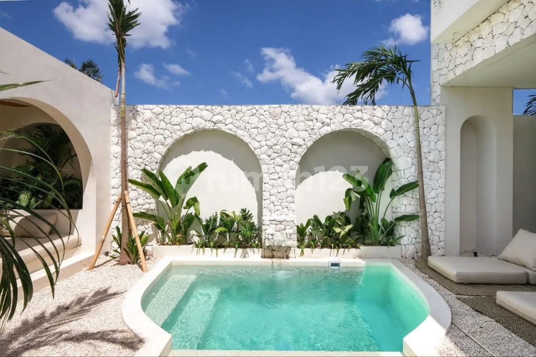 2 Bedrooms Villa 153m2 European Style di Pererenan Canggu - Image 3 of 4