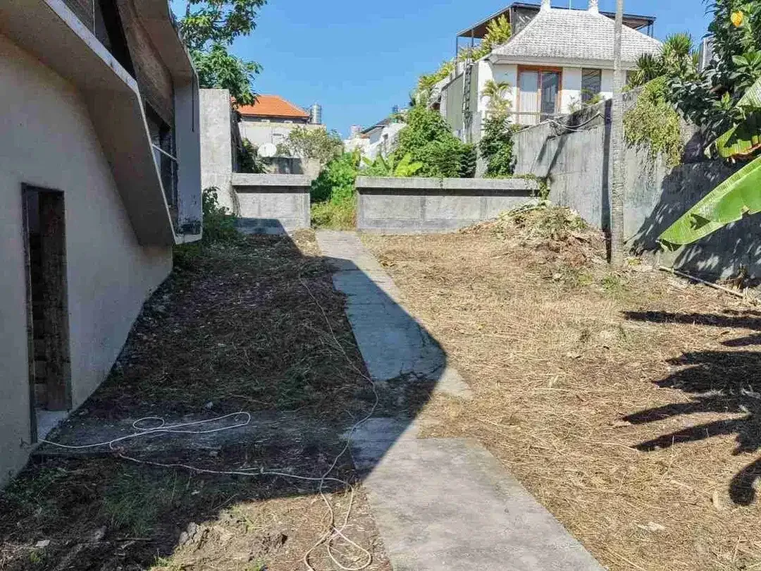 Tanah Bonus Bangunan Villa Setengah Jadi Tibubeneng Berawa Bali - Image 8 of 8