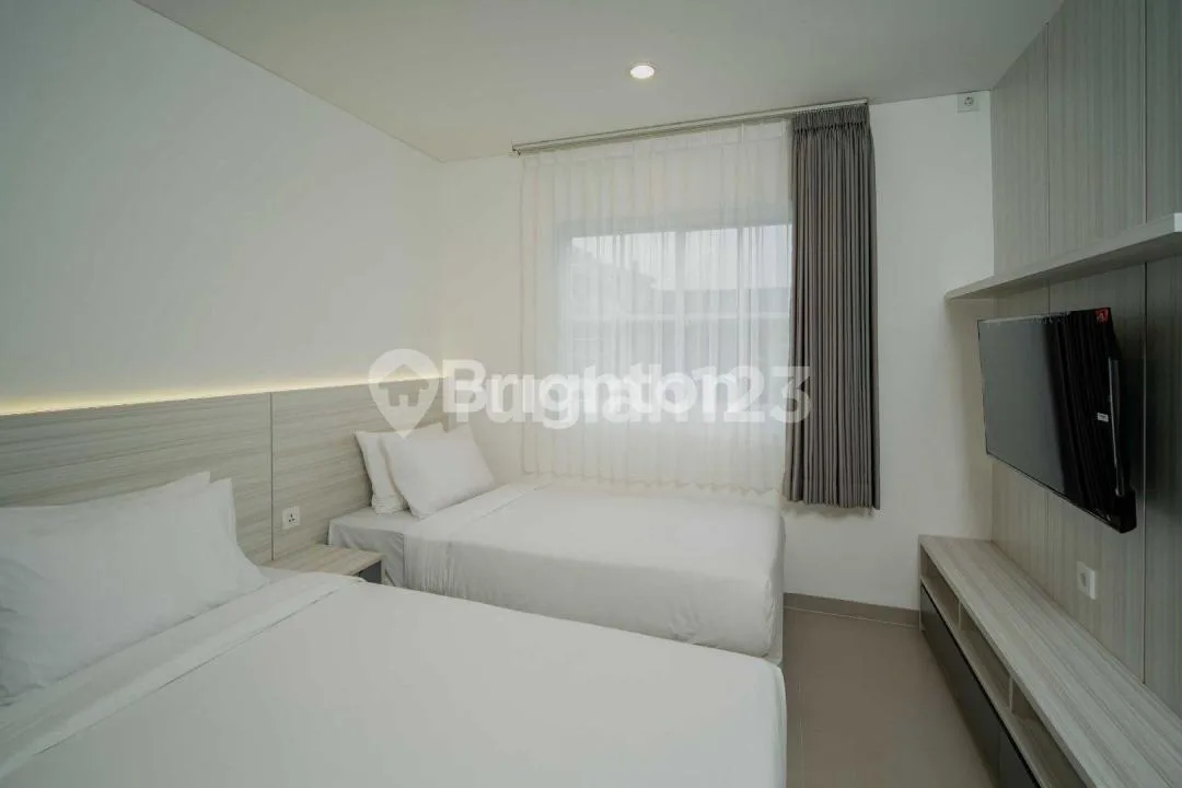 New Modern Luxury Villa Fully Furnished In Pererenan - Image 3 of 4
