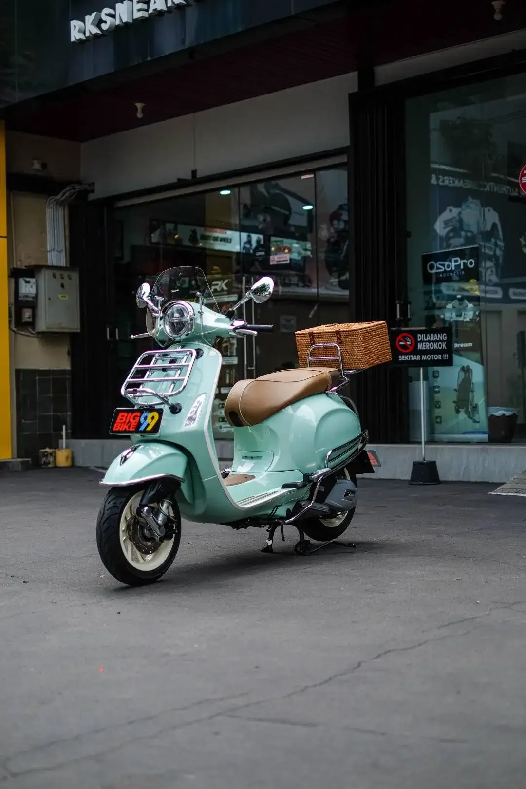 VESPA PIAGGIO PICNIC HIJAU MINT GREEN MINT RELAX GREEN NIK 2021 - Image 3 of 10