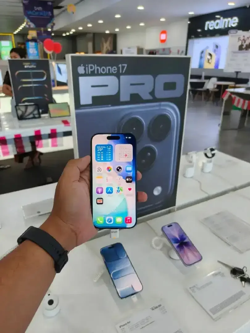 IPHONE 17 PRO KREDIT TANPA BUNGA - Image 2 of 2