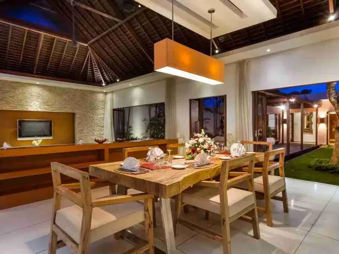 Luxury Villa Dekat Pantai Batu Belig Seminyak - Image 6 of 10
