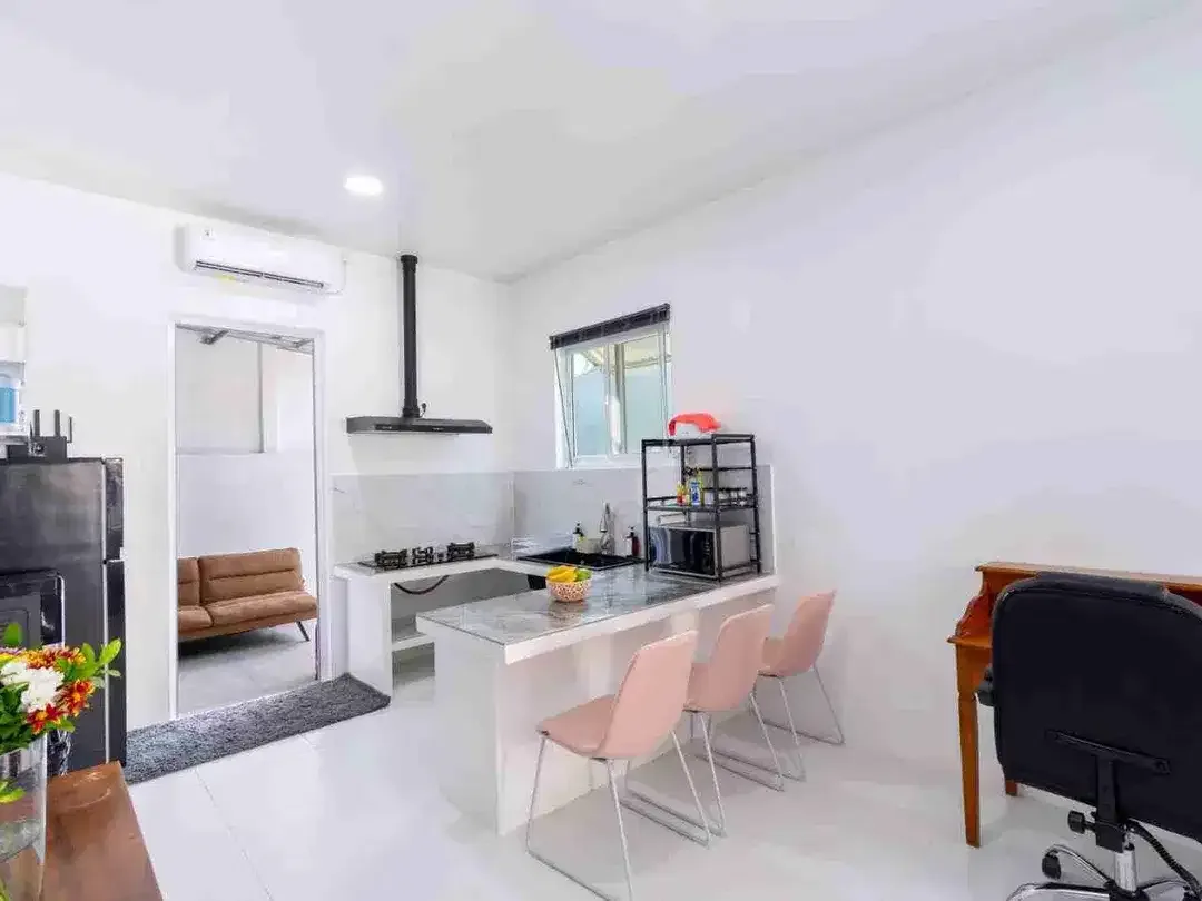DIJUAL RUMAH SUNGAI UNGASAN. Furniture lengkap dengan lokasi strategis dan harga menarik. - Image 5 of 10