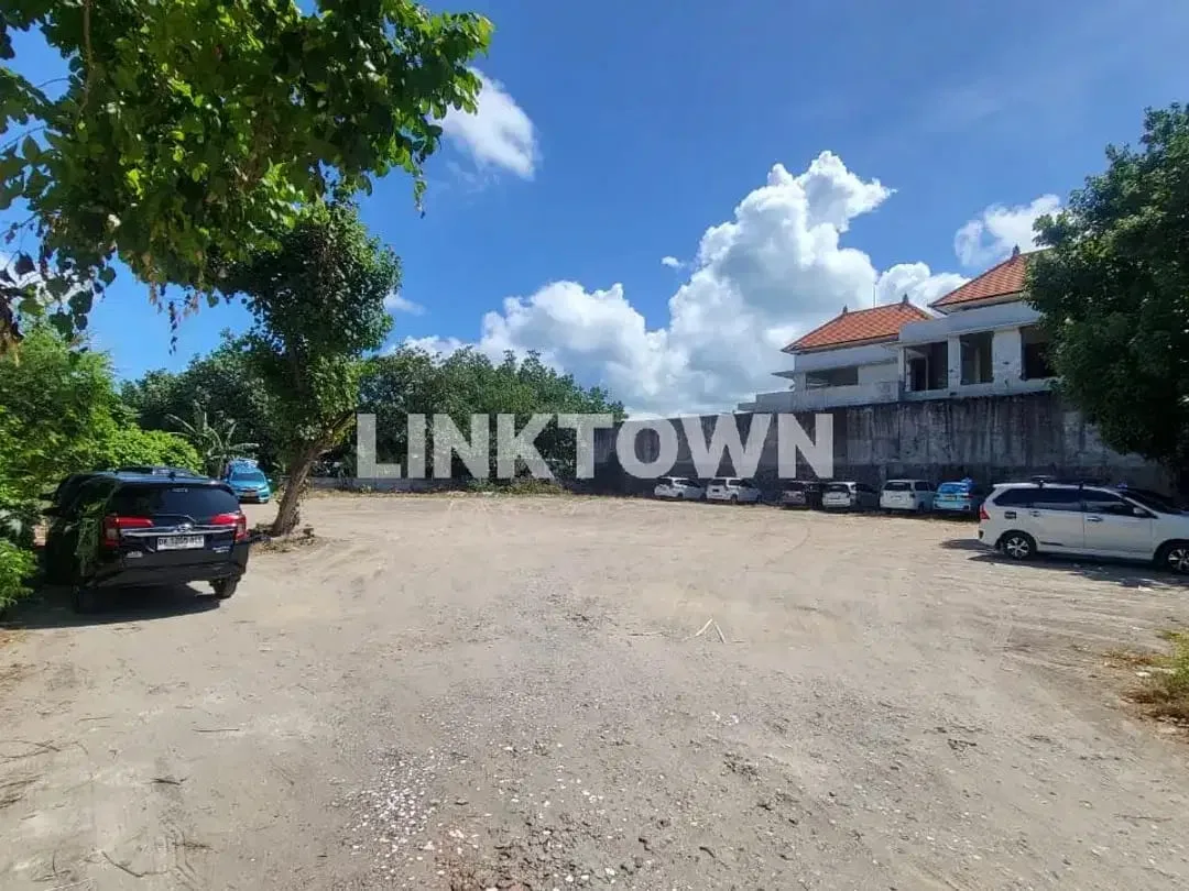 Beachfront Land in Pantai Jerman Kuta with Sunset View For Sale - Image 6 of 10