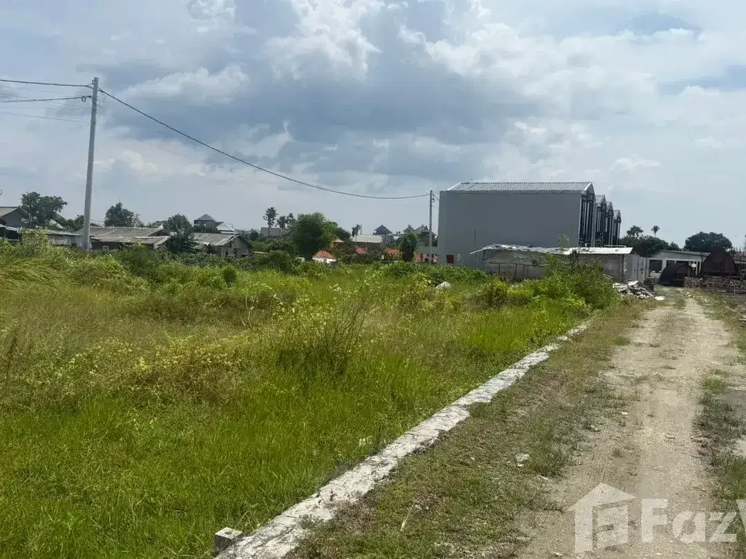 Land for sale in Kerobokan, Bali - Image 1 of 6