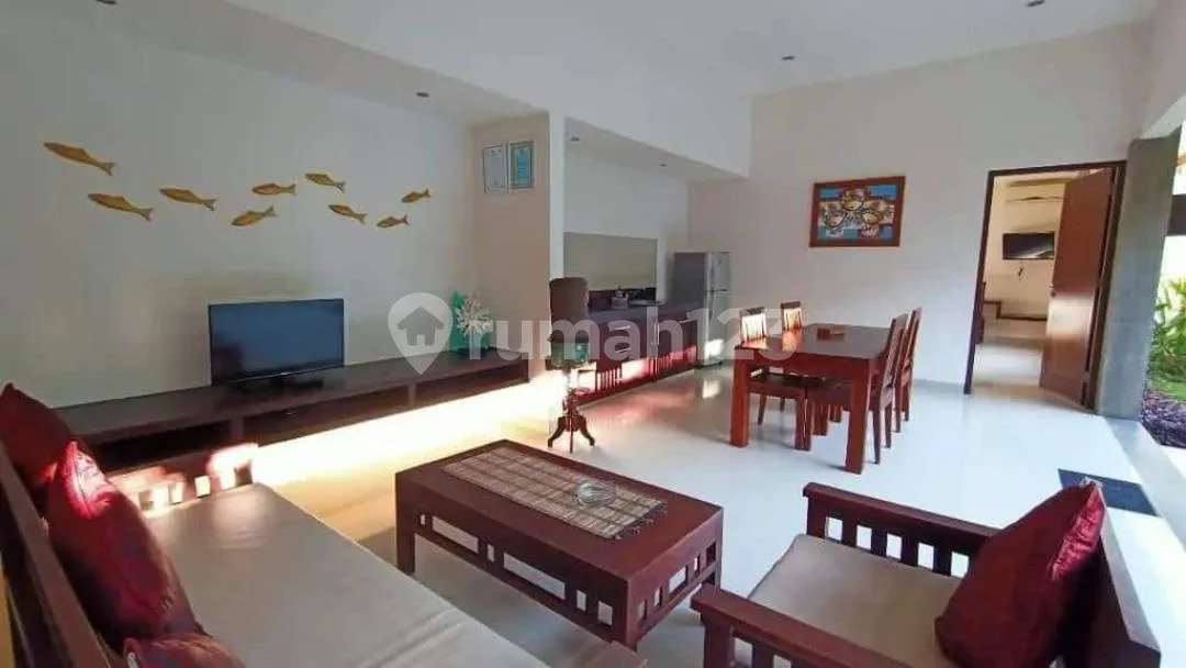 Villa Komplek Dekat Pantai Pecatu Uluwatu - Image 2 of 4
