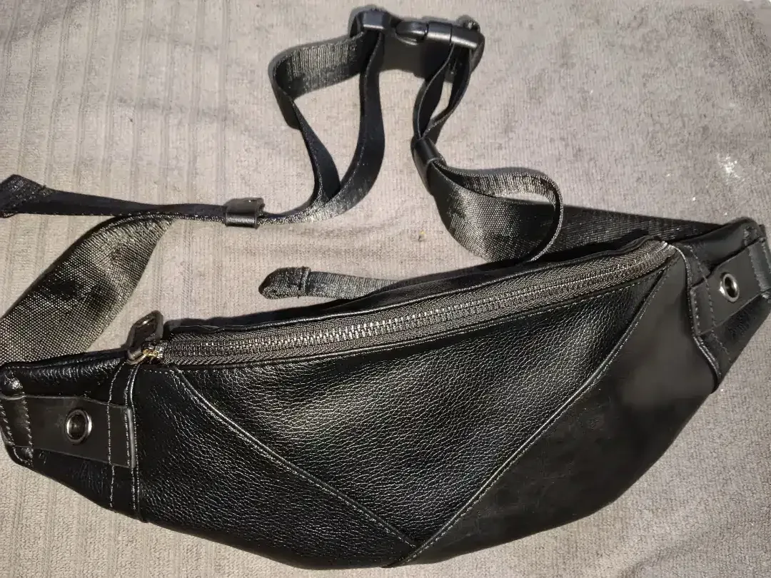 Tas kulit asli pakai 1x - Image 1 of 3