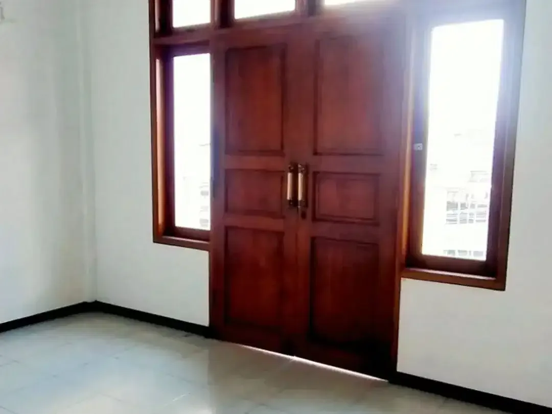 Ruko Minimalis 2 Lantai Disewakan di Monang Maning Denpasar Barat - Image 4 of 7