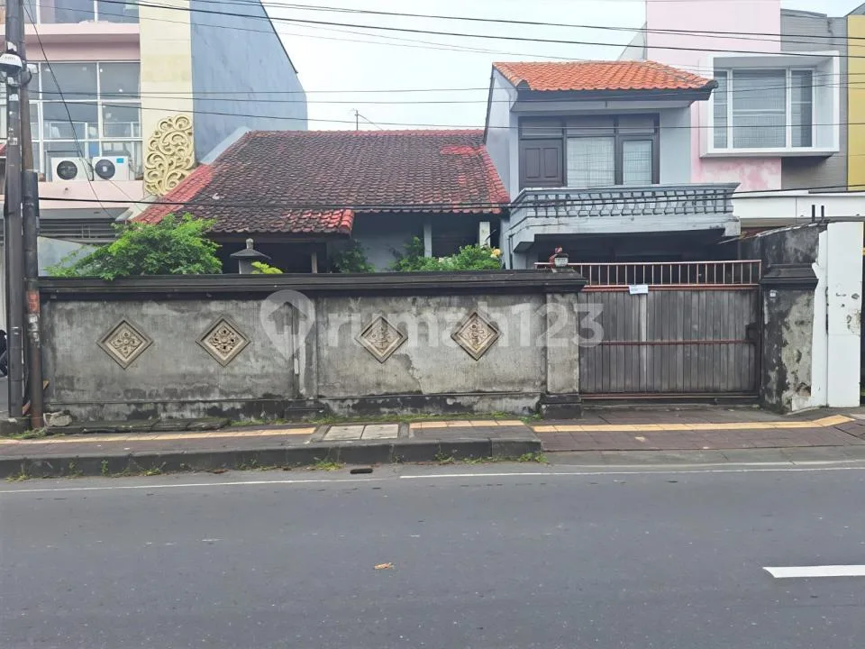 Rumah Strategis Cocok untuk Usaha di Jalan Utama Monang Maning - Image 2 of 4