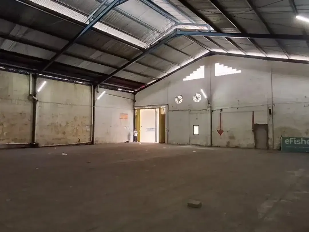 Disewakan gudang + Kantor siap pakai jalan utama Gatsu Timur Bali - Image 1 of 7