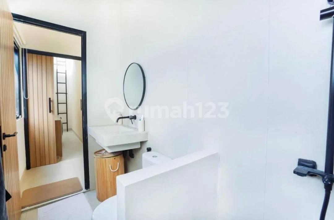 Long Lease Luxury Villa Prime Location At Sanur - Image 2 of 4