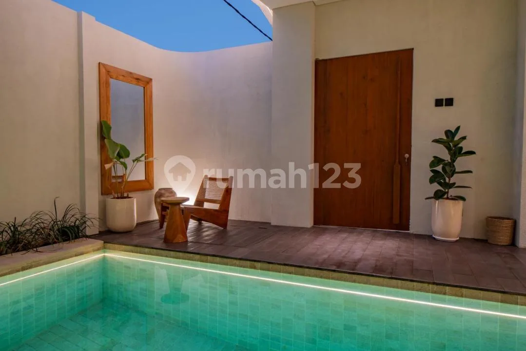 Exclusive 2 Bedrooms Villa In Seminyak - Image 2 of 4