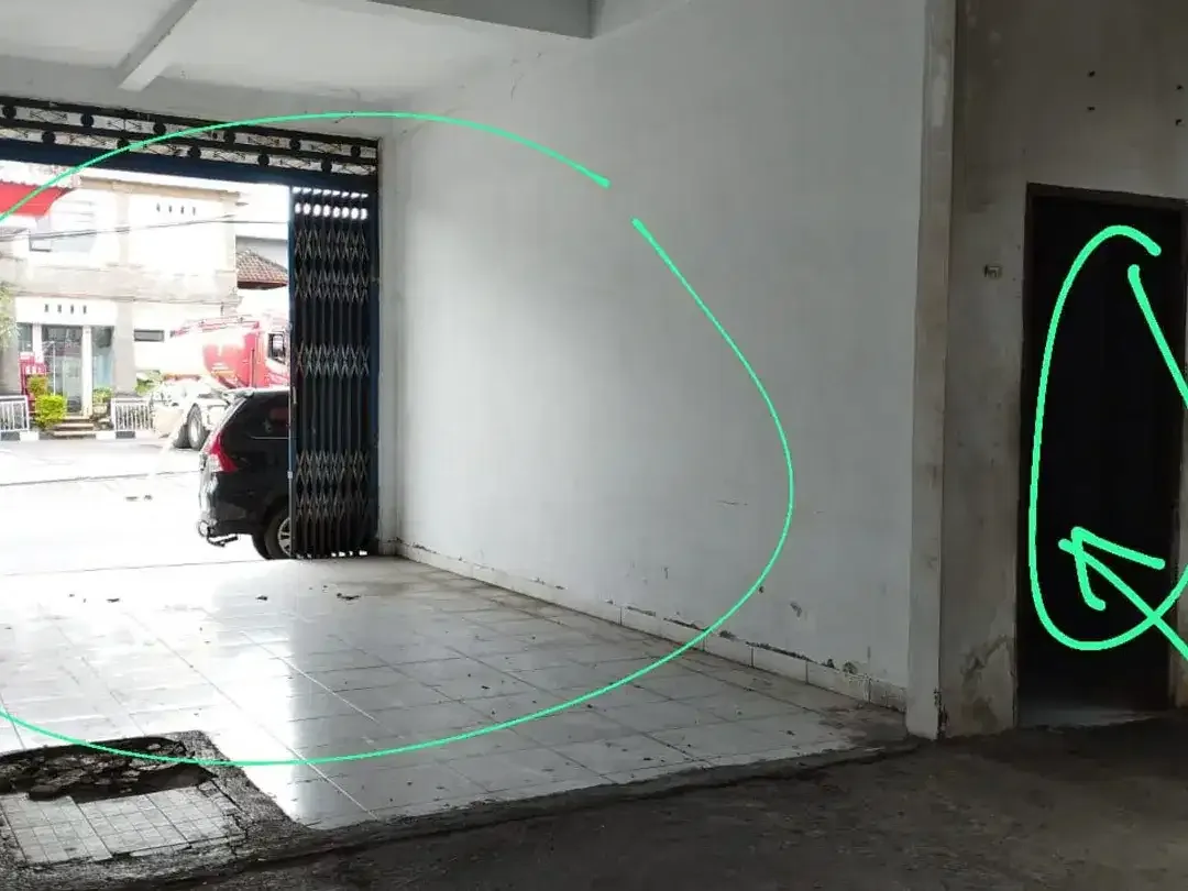 Tanah dan Bangunan Ruko Dijual di Kerobokan Kaja - Image 4 of 4