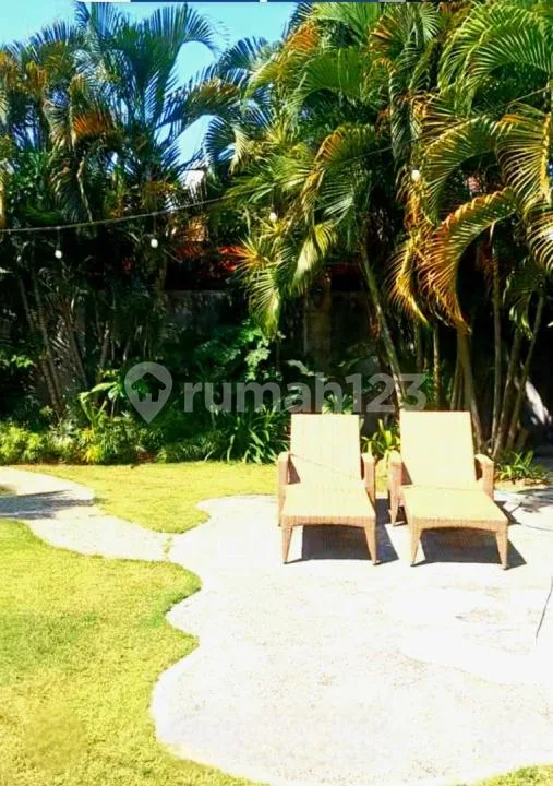 Spacious 3Br Villa With Huge Tropical Garden & Private Pool - Sanur Bali - Image 3 of 4