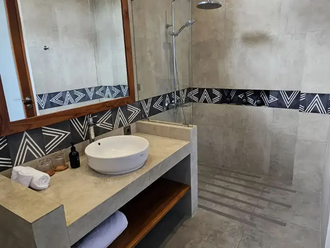 Luxury 4 Bedroom Villa In The Heart Of Berawa - Image 10 of 10