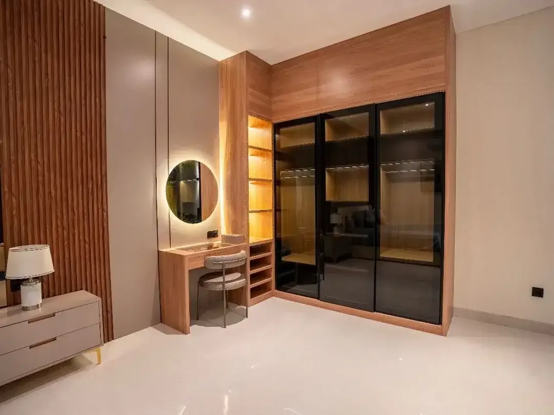 Leasehold -Exclusive villa in the center of Berawa,Canggu,Bali - Image 2 of 10