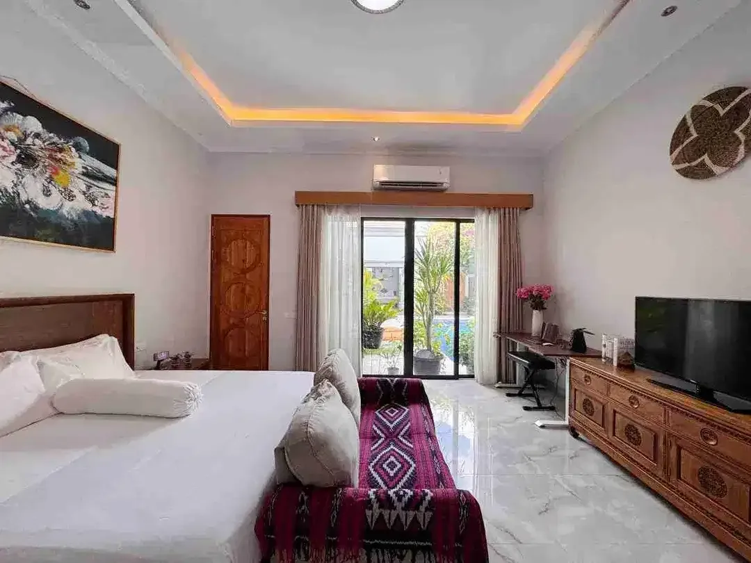 Villa Mewah Modern Minimalis di Berawa Canggu, Kuta Utara - Image 2 of 10