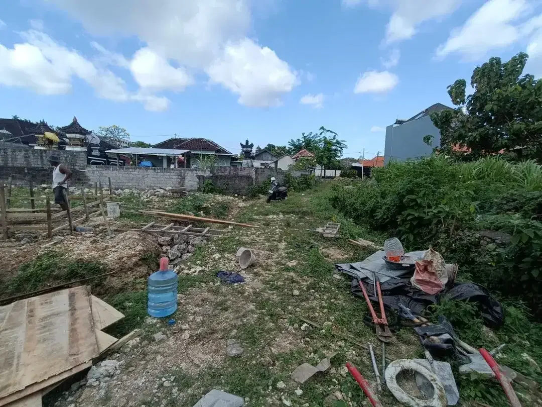 Tanah SHM Lingkungan Perumahan dan Kost Eksisting Siap Bangun dengan Harga Menarik di Puri Gading Jimbaran - Image 3 of 6