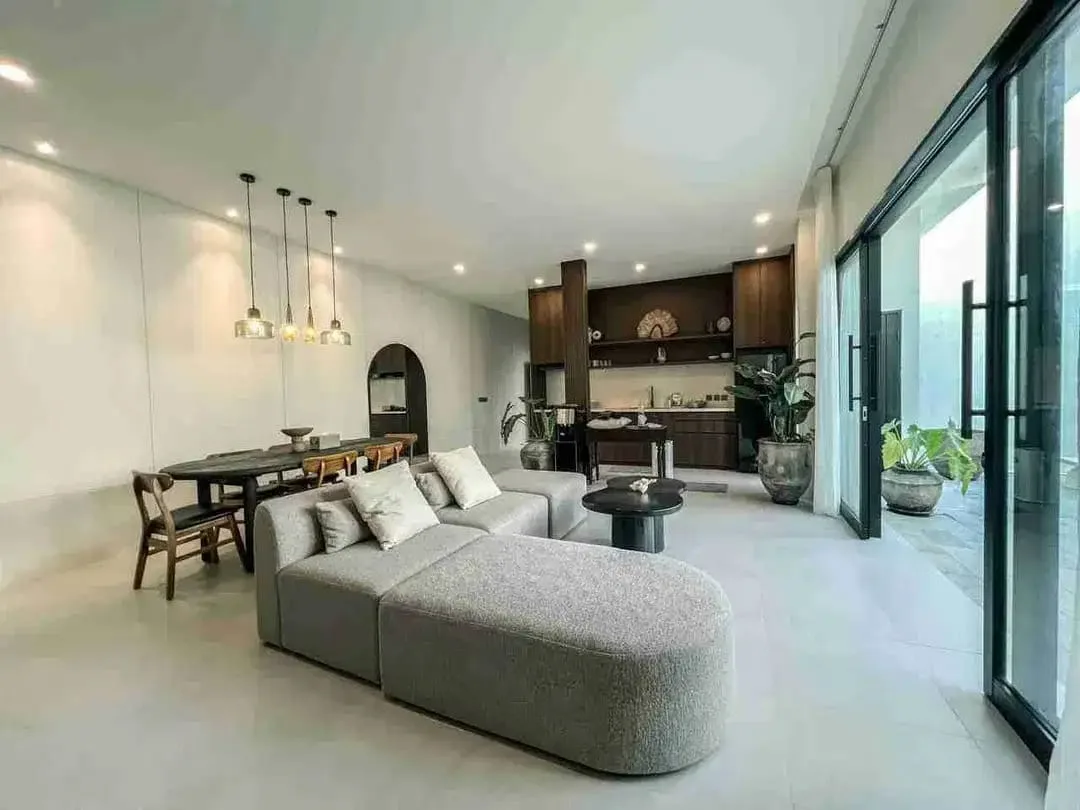 Villa Seminyak Badung Bali 3 Kamar Tidur - Image 7 of 10