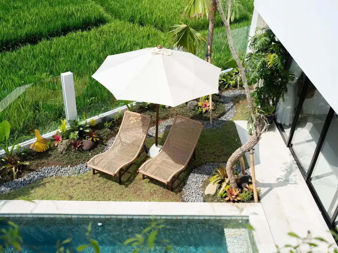 Villa Mewah Baru View Sawah Dekat Pantai Mengening Cemagi Bali - Image 3 of 10