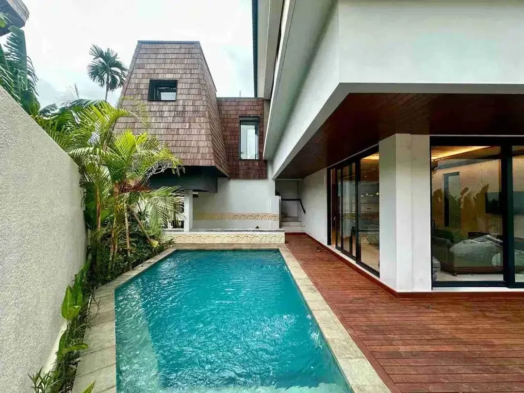 Dijual freehold dan Leashold Villa Lantai II di Canggu Batubolong Bali - Image 1 of 10