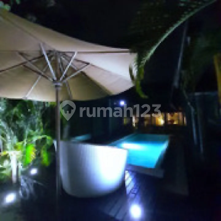 Disewakan Villa Grand Blue 4 Kamar Tidur Mewah dengan 2 Kolam Renang di Seminyak, Kuta, Bali. - Image 2 of 4