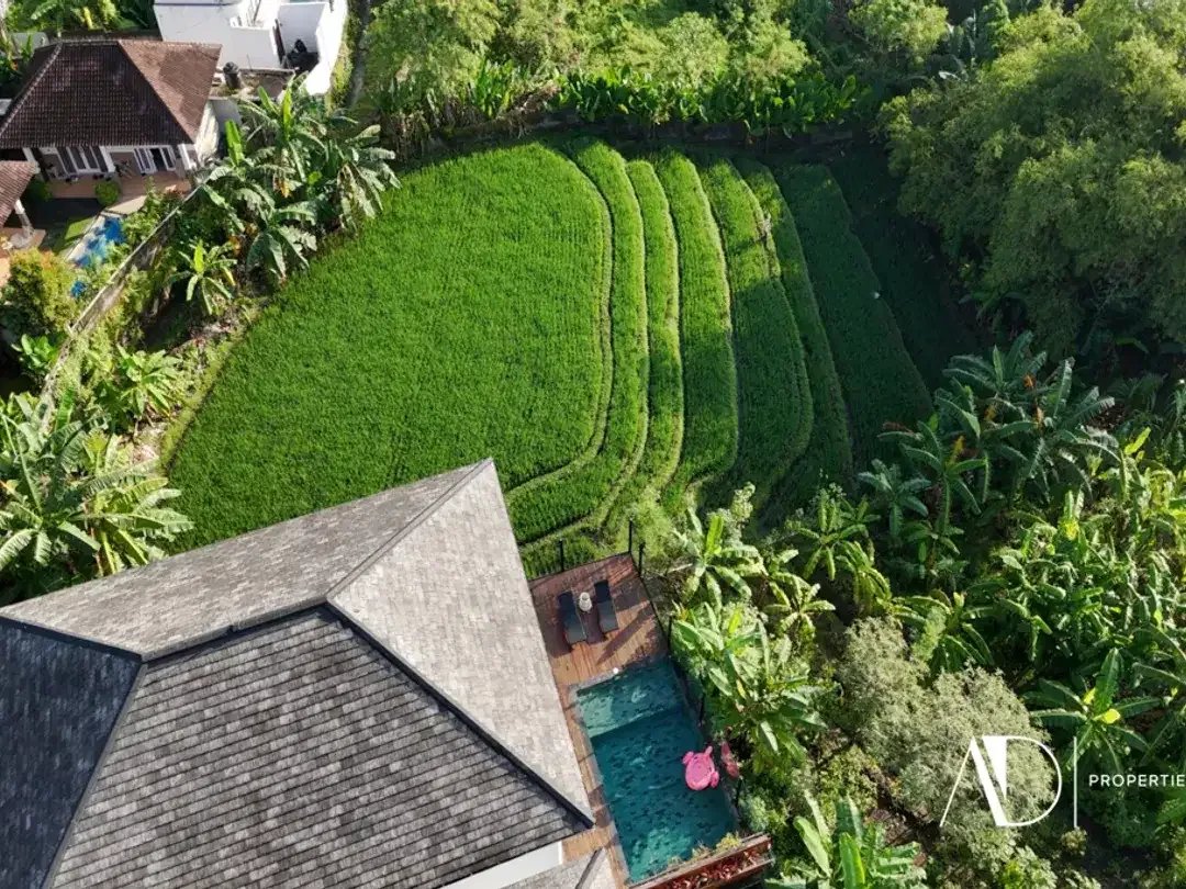 LEASEHOLD | MODERN 3-BEDROOM VILLA WITH RICE FIELD VIEWS - BABAKAN, CANGGU - Image 2 of 10