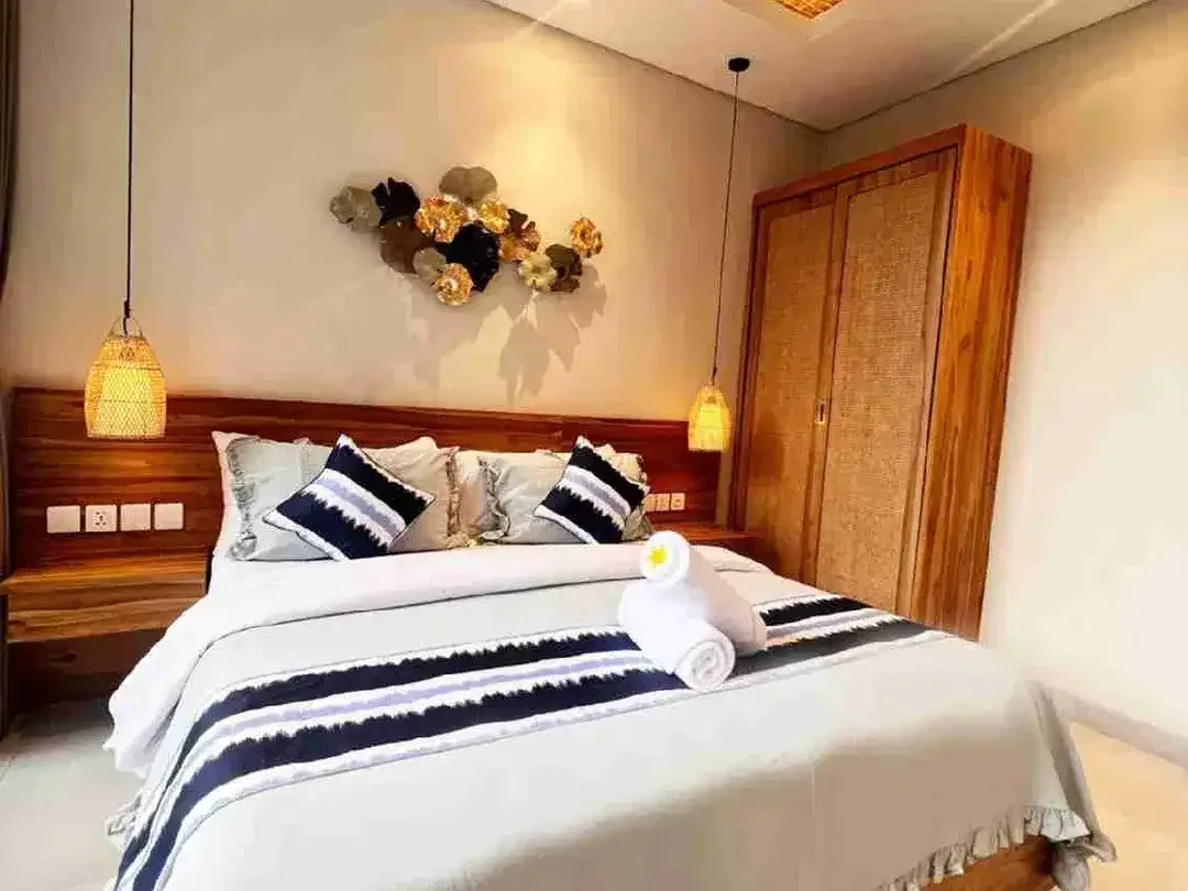 3 BEDROOMS VILLA DI BATU BOLONG CANGGU FOR RENT - Image 4 of 10