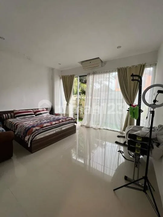 Villa Pemandangan Laut 2 Lantai Lengkap Strategis di Ungasan - Image 3 of 4