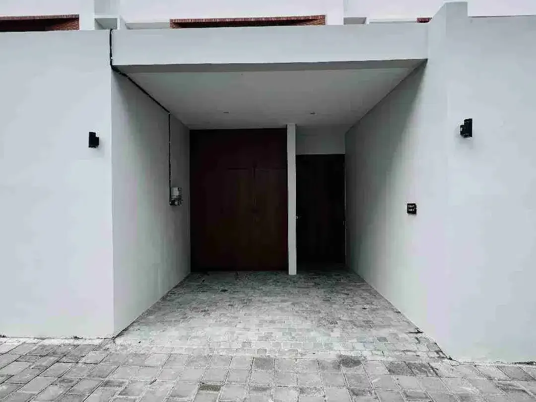 DIJUAL 8 UNIT VILLA BARU TEGAL CUPEK UMALAS  DEKAT SEMINYAK DAN CANGGU - Image 2 of 10