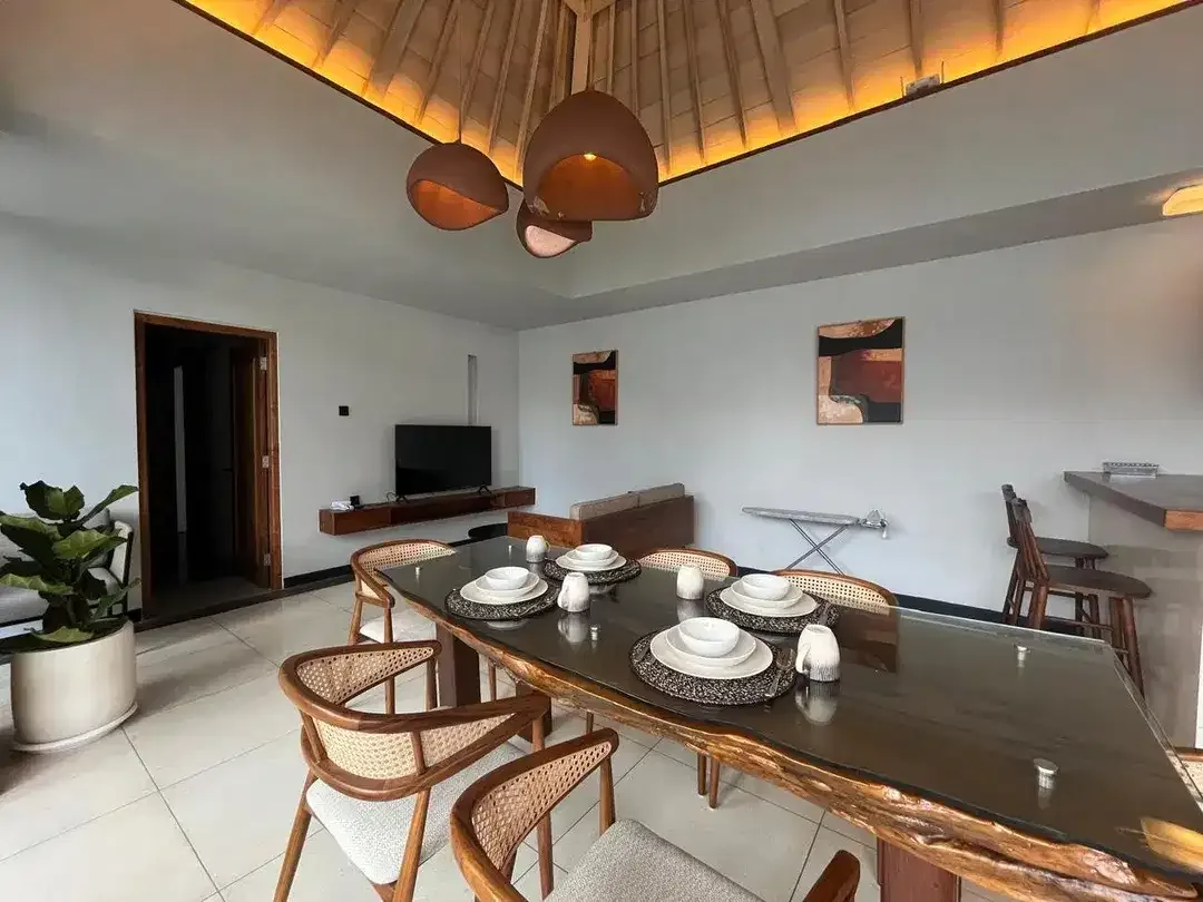Vila Eksklusif dengan Private Pool di Seminyak - Image 2 of 10