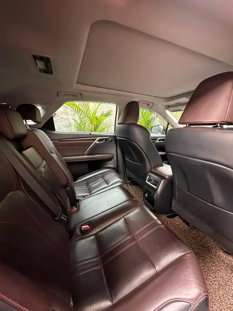 Lexus RX200t 2016 Matic Bensin Low KM Istimewa - Image 7 of 10