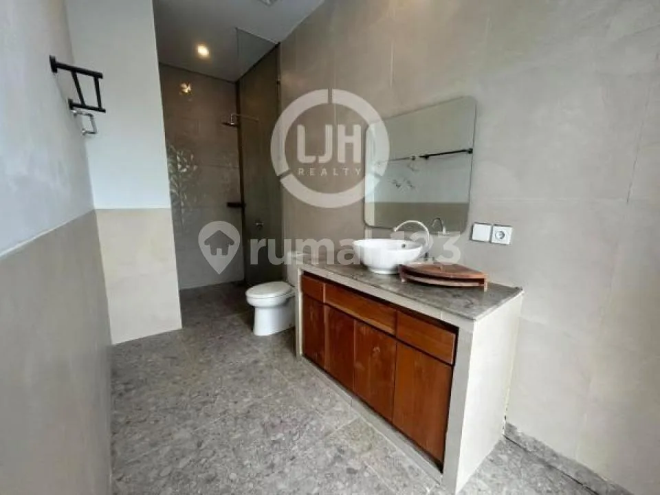 Comfortable Rental Villa In Kaba-Kaba, Tabanan, Suitable For Family Living With Private Pool And Quiet Environment - Image 3 of 4