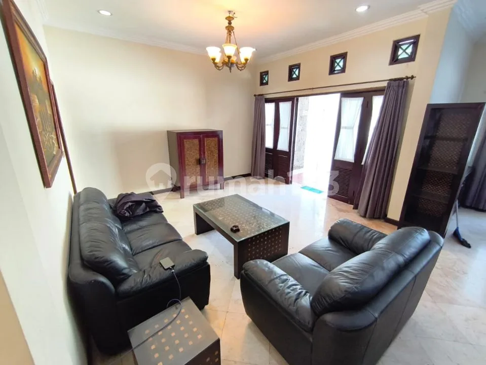 Villa 2 Lantai di Kawasan Elit Mumbul Nusa Dua Dekat Tol - Image 4 of 4