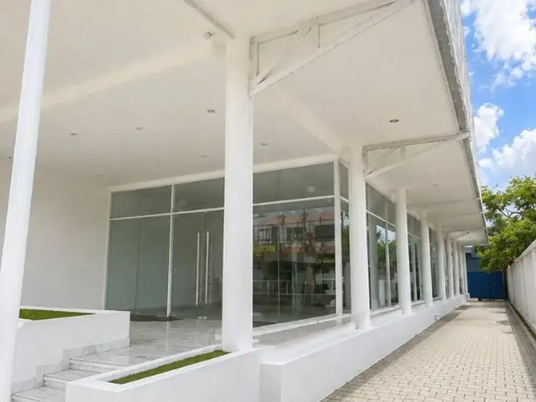 RUANG USAHA SIAP PAKAI DI TEUKU UMAR BARAT DENPASAR - Image 3 of 10