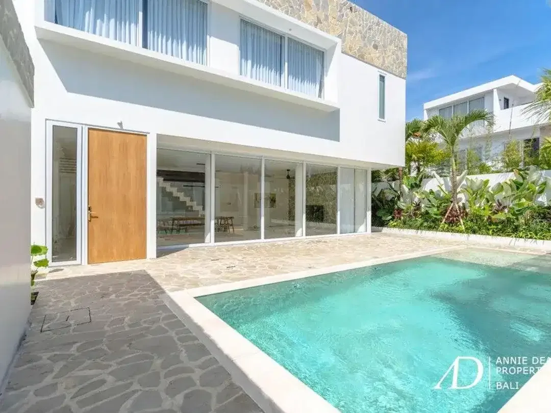 LEASEHOLD | 200M TO THE BEACH - TWO LUXURY VILLAS IN CEMAGI - Image 1 of 10