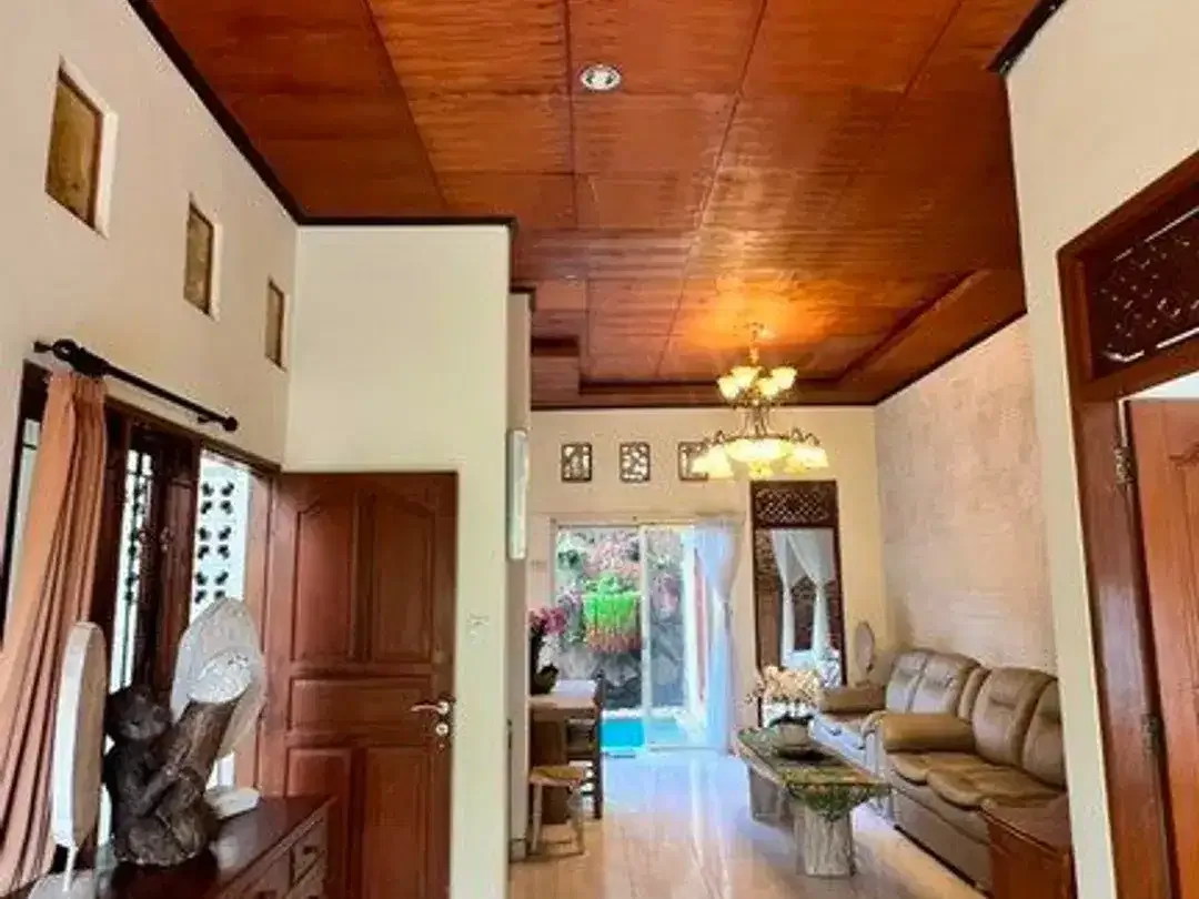Rumah Villa Full Furnished 4 Kamar Tidur Disewakan di Denpasar Barat - Image 6 of 10