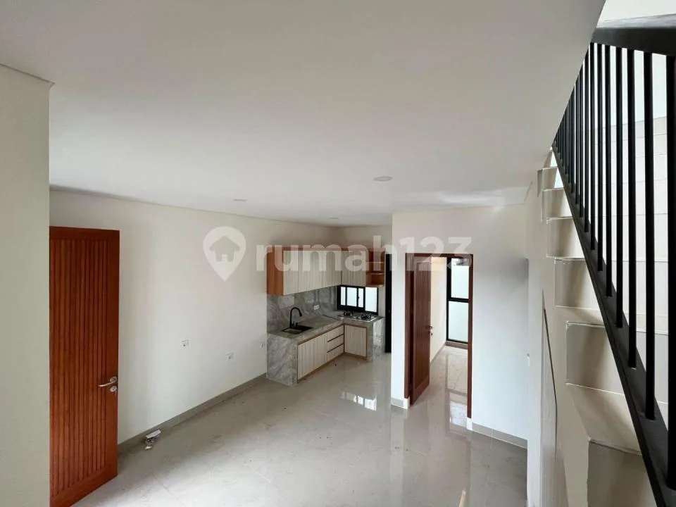 Termurah di Sanur 3 Kamar Tidur Semi Furniah Bagus Rumah Baru - Image 2 of 4