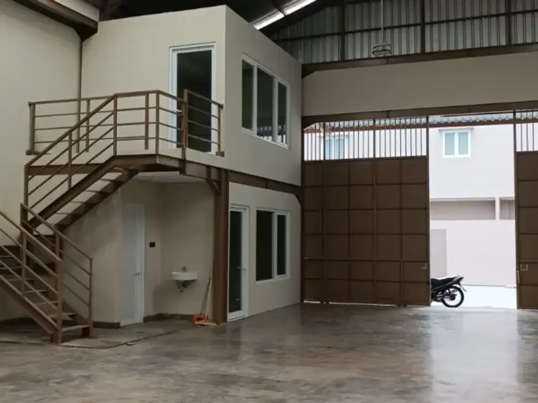 GUDANG BARU STRATEGIS PUSAT BISNIS DI MAHENDRADATTA UTARA DENPASAR, BALI - Image 3 of 4